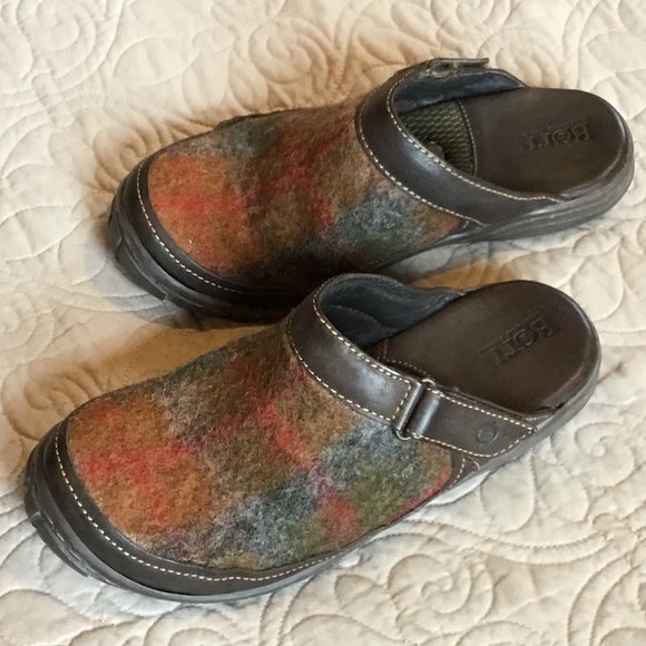 Born Wool and Leather Clogs, size 8 - Picture 4 of 5